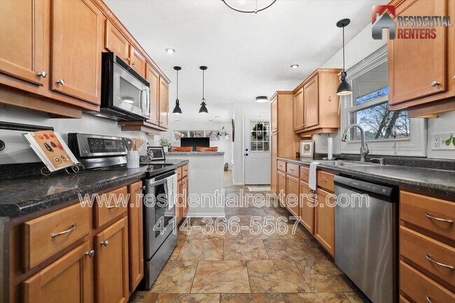 Building Photo - 3615 N 87th St