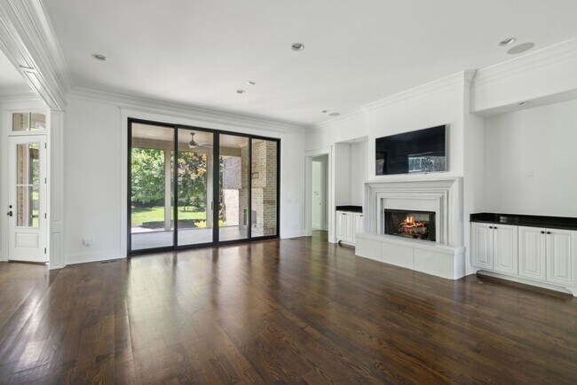 Building Photo - 3 Crooked Stick Ln