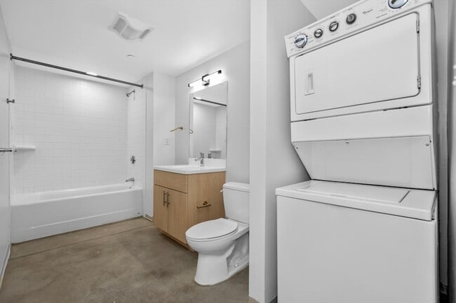 Building Photo - 88 Gerrish Ave