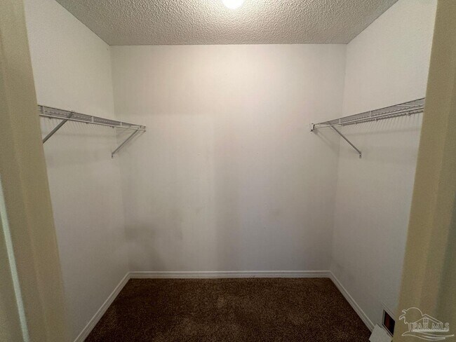 Building Photo - 5105 Westport Dr