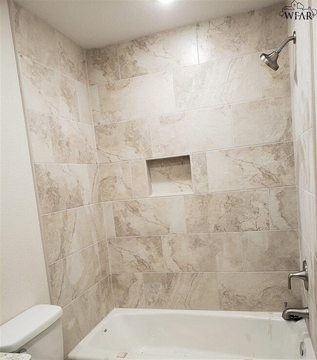 Building Photo - 1506 Hursh Ave