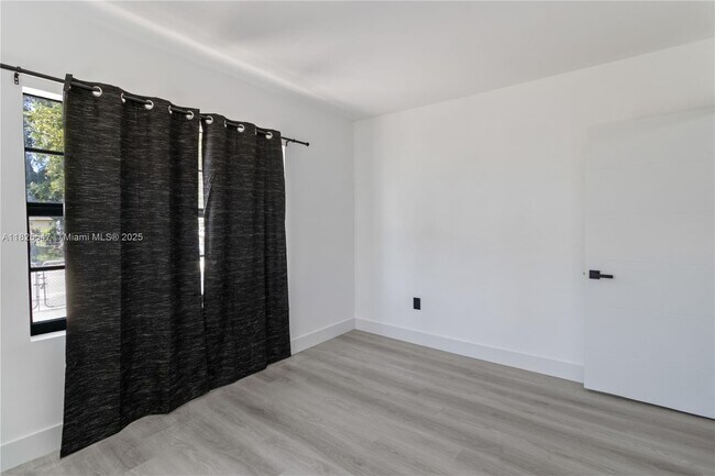 Building Photo - 1325 NW 51st St