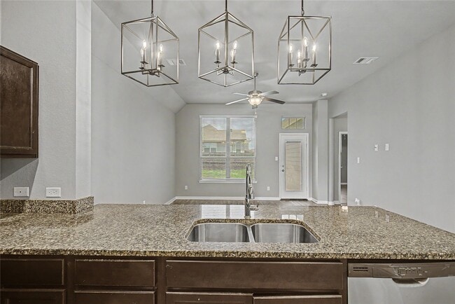 Building Photo - 2134 Markley Dr