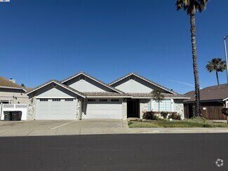 Building Photo - 2324 Reef Ct
