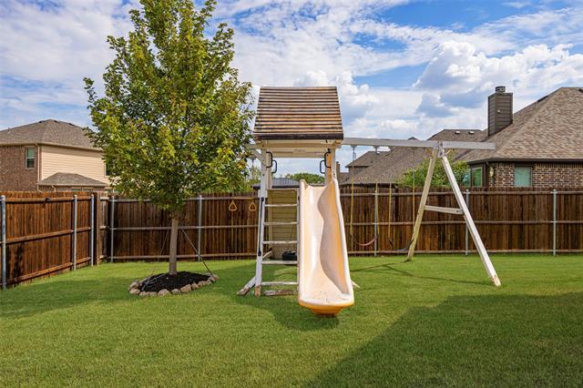 Building Photo - 532 Thompson Dr