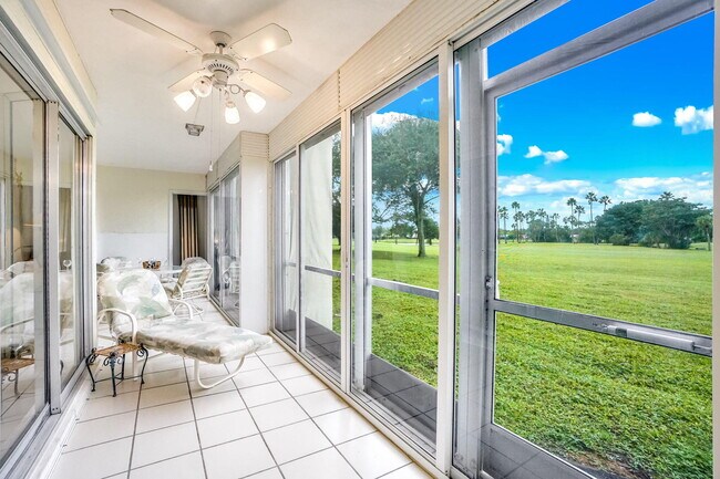 Building Photo - 3951 Via Poinciana
