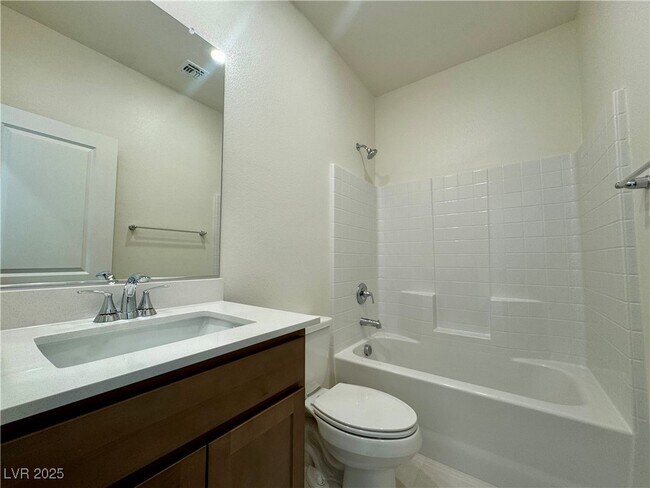 Building Photo - 639 La Vis Acrs Ln