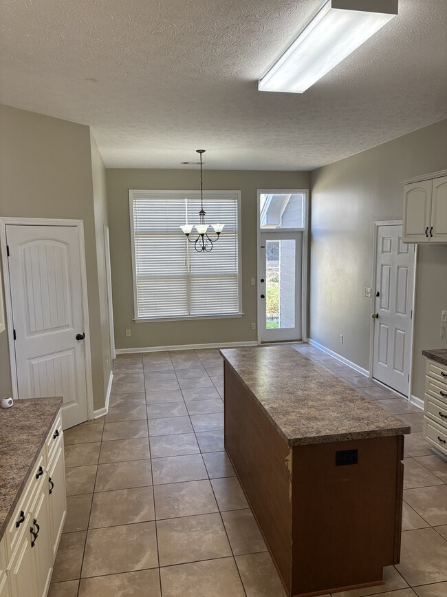 Building Photo - 9745 Silver Bell Ct
