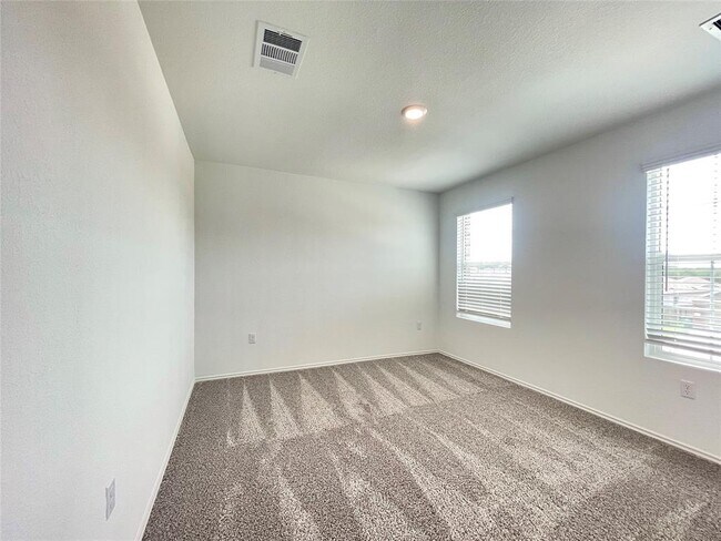 Building Photo - 10501 Steinbeck Dr