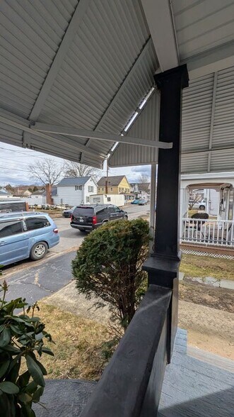 Building Photo - 230 Swetland St