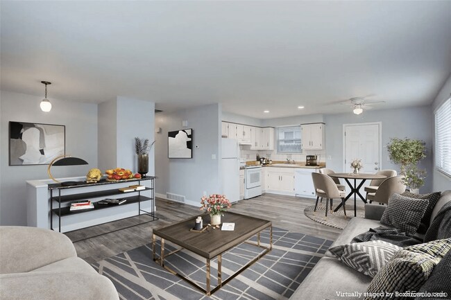 Building Photo - 3644 W 90th Pl