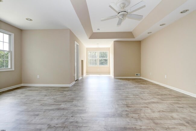 Building Photo - 113 Lighthouse Ln