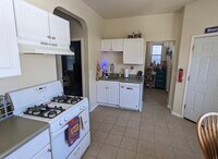 Building Photo - 2526 N Frederick Ave