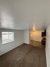 Building Photo - 123 2nd Ave