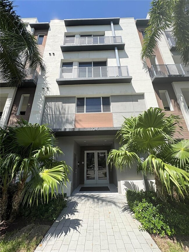 Building Photo - 1045 NE 18th Ave