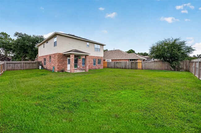 Building Photo - 10427 Lyndon Meadows Dr