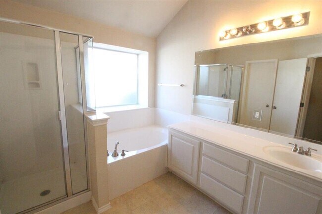 Building Photo - 107 Inman Dr