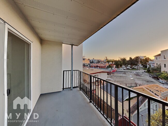 Building Photo - 240 Athol Ave