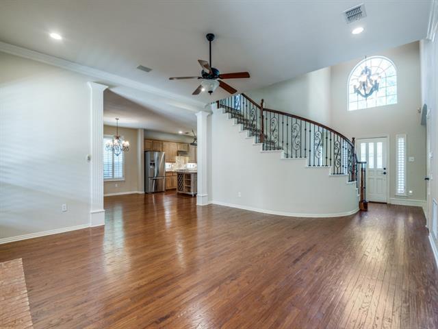 Building Photo - 6428 Glenhollow Dr