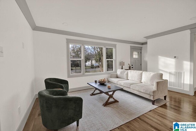 Building Photo - 609 Cobb St