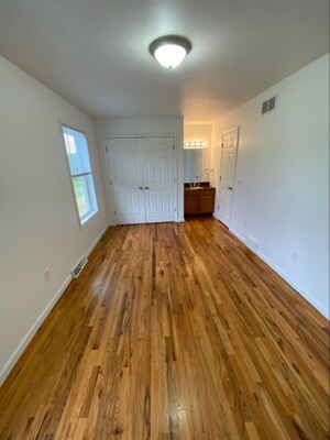 Building Photo - 204 Betsinger Rd