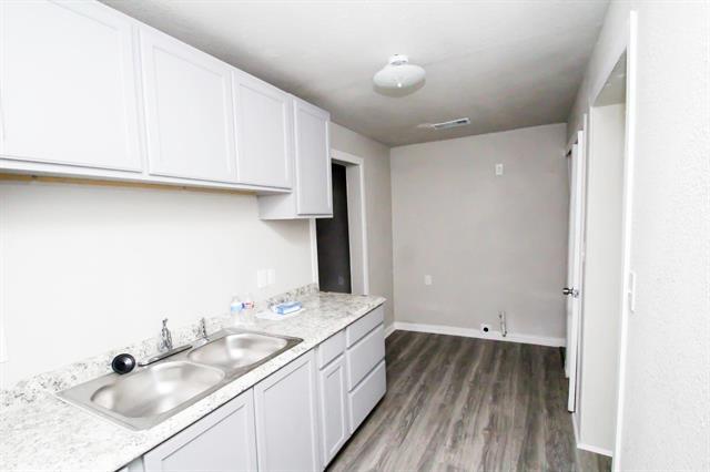 Building Photo - 2618 Wilkinson Ave