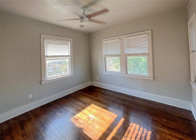 Building Photo - 1808 N Robinson Ave