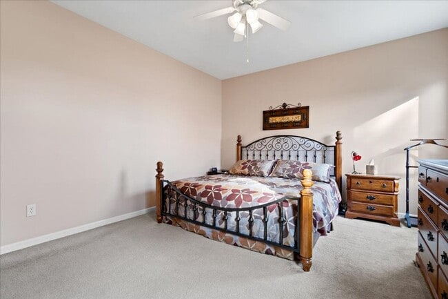 Building Photo - SPECIAL! $1,800 MONTHLY FOR A 6 MONTH LEASE!