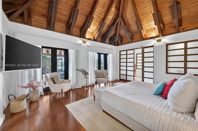 Building Photo - 14 W San Marino Dr