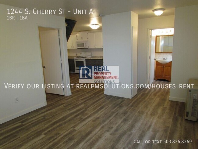 Building Photo - 1244 S Cherry St