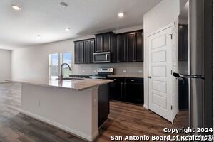 Building Photo - 3020 Muscat Wy