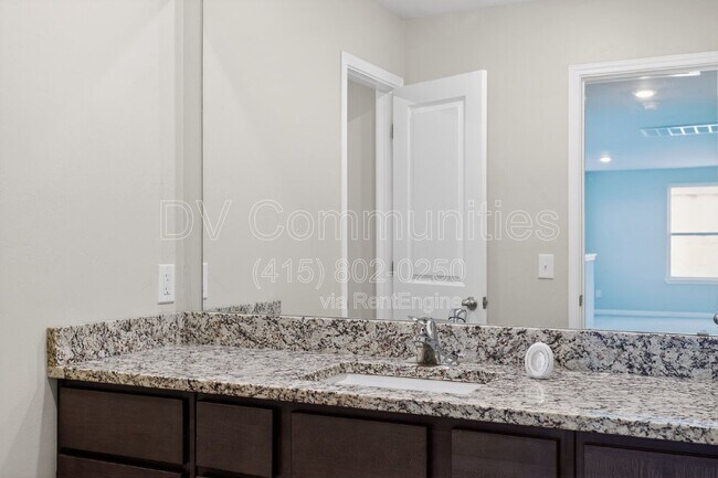 Building Photo - 1712 Amaranth Ln