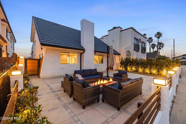 Building Photo - 5113 Whitecap St