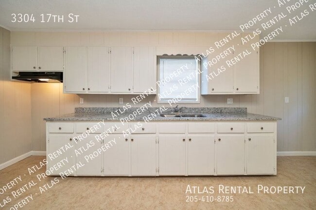 Building Photo - 3304 17th St