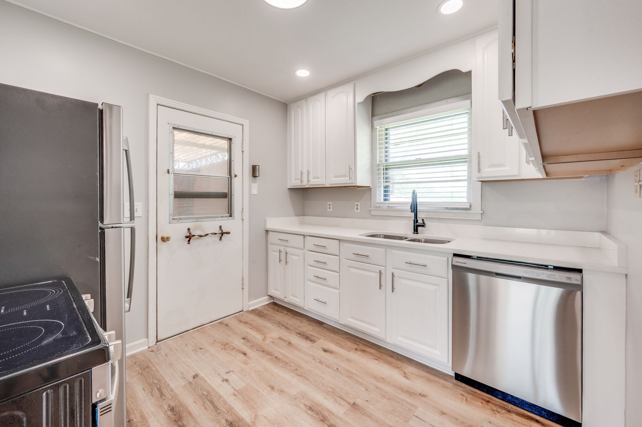 Building Photo - 176 Woodson Ln