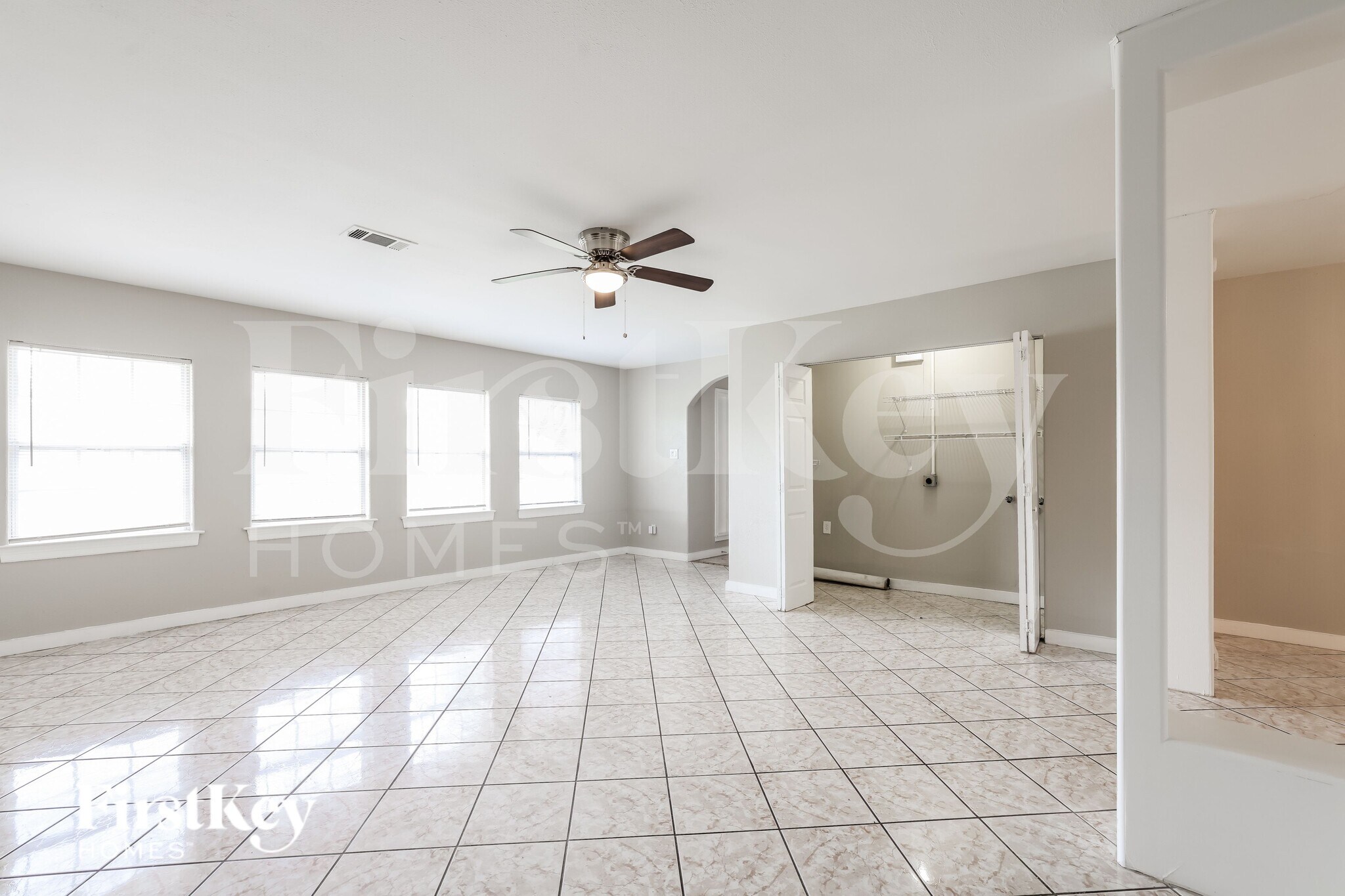 Building Photo - 4610 Anice St