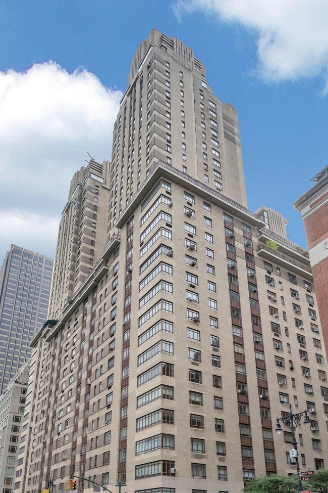 Building Photo - 25 Central Prk W