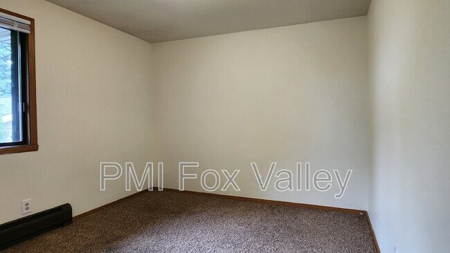 Building Photo - 619 S Lynndale Dr