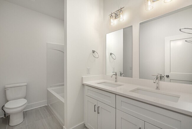 Building Photo - 725 Caraway Ln