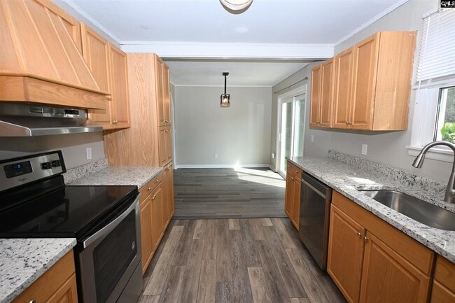 Building Photo - 140 Barrett's Way