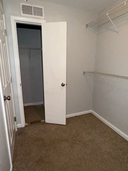 Walk in Closet - 2637 Semmes St