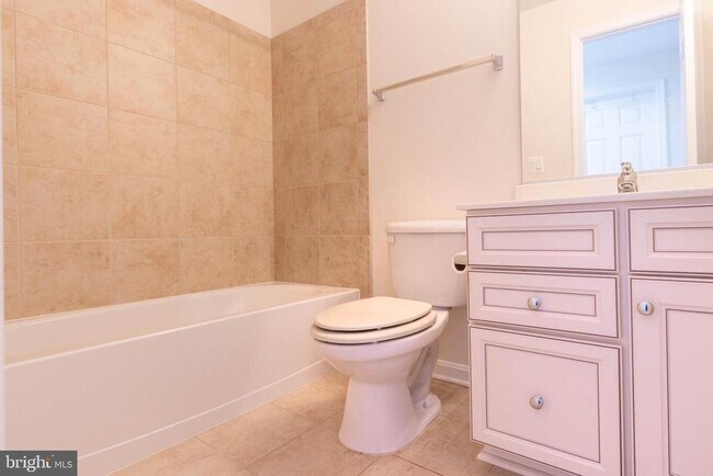 Building Photo - 4100 Presidential Hill Loop