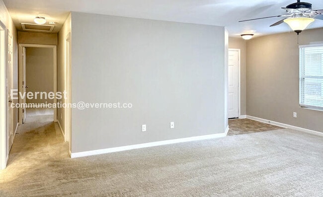 Building Photo - 29766 Westfield Dr