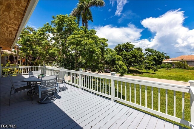 Building Photo - 15410 Allen Way