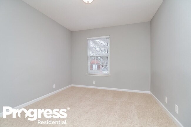Building Photo - 3054 Ace Wintermeyer Dr