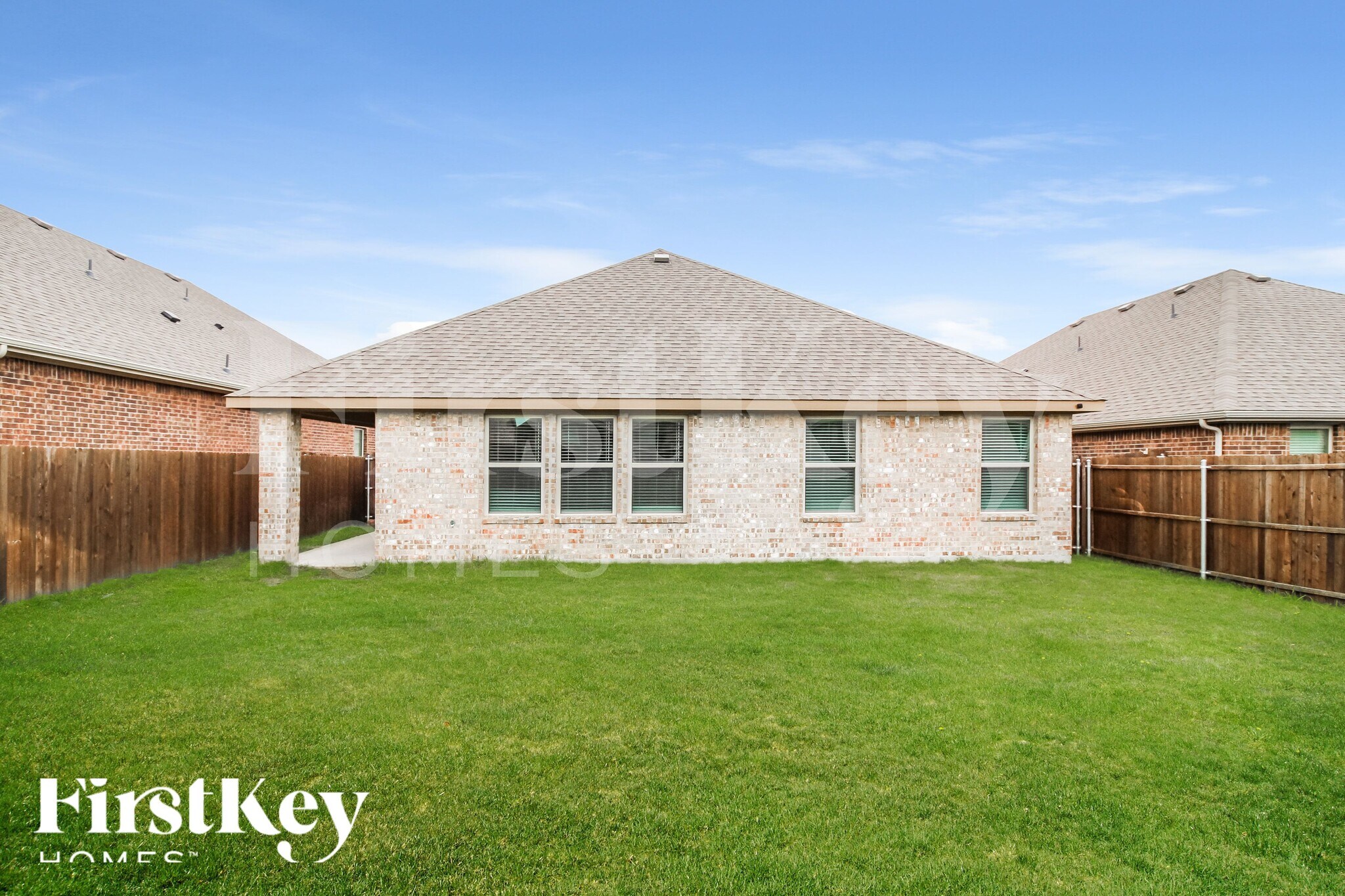 Building Photo - 117 Lazy Berry Way