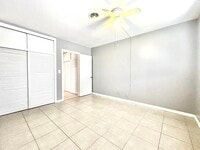 Building Photo - 1021 Crystal Lake Dr