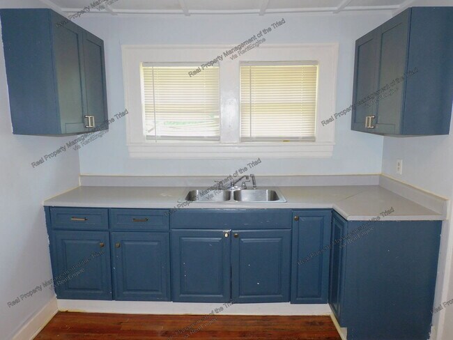Building Photo - 1606 N Hamilton St
