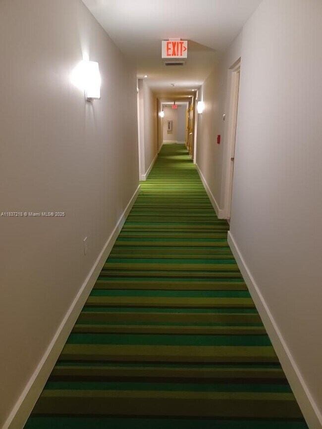 Building Photo - 133 NE 2nd Ave