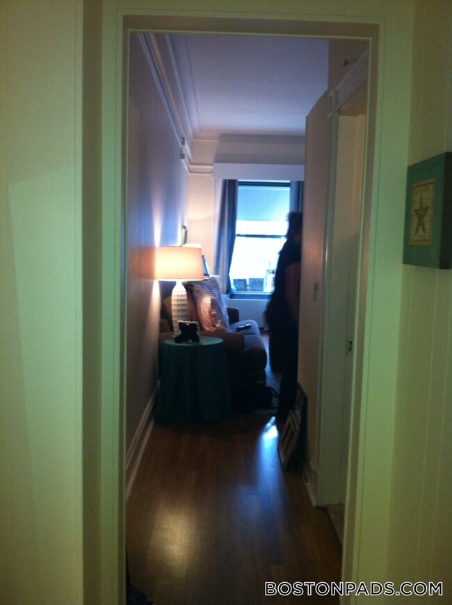 Building Photo - 62 Boylston St